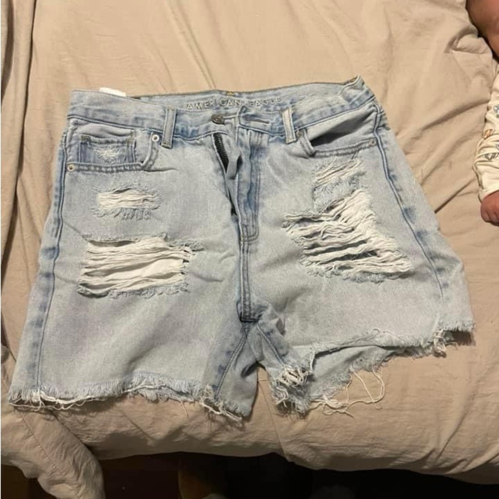 American eagle short